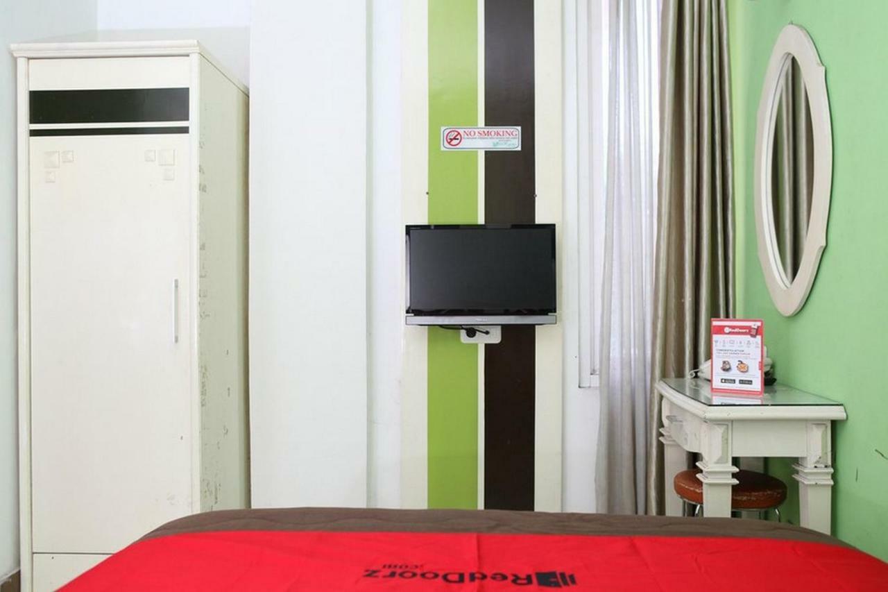 Reddoorz Plus @ Talaga Bodas Bandung Luaran gambar